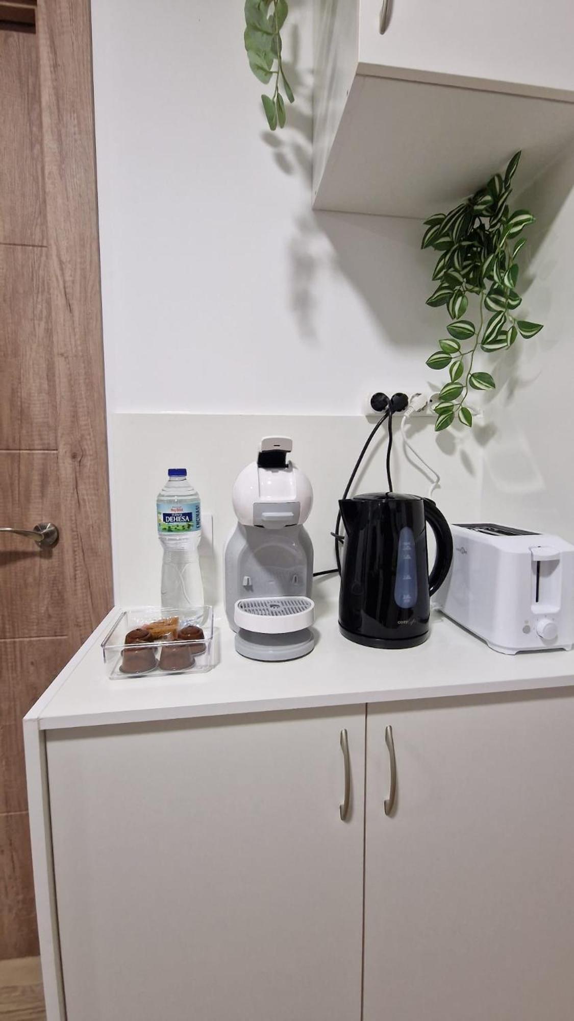 Apartament Almendrales Madryt Zewnętrze zdjęcie