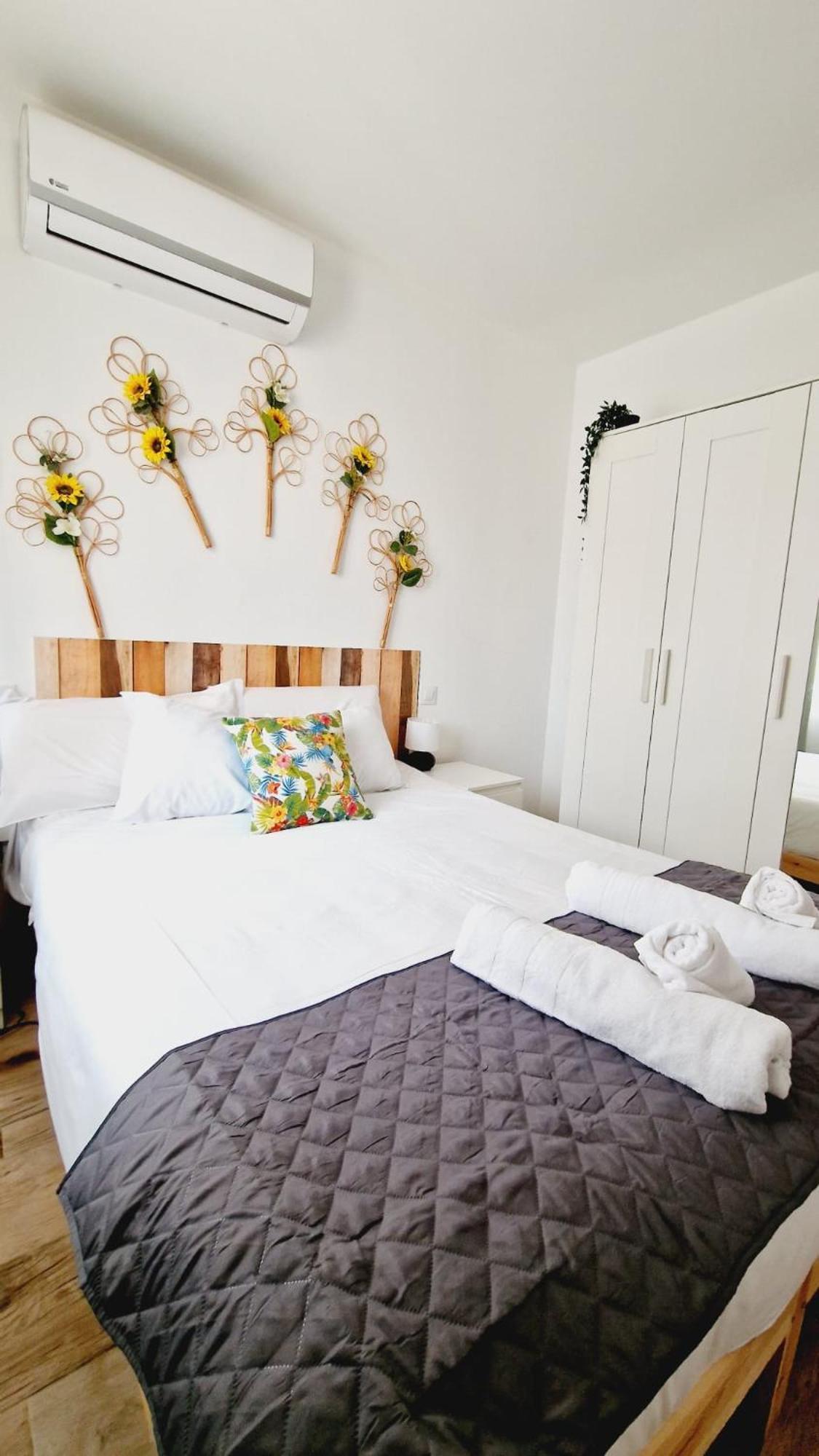 Apartament Almendrales Madryt Zewnętrze zdjęcie