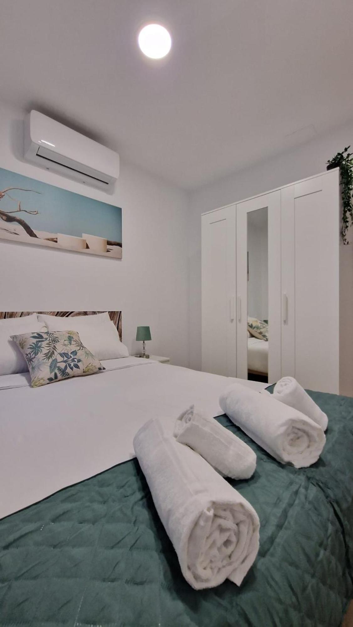 Apartament Almendrales Madryt Zewnętrze zdjęcie